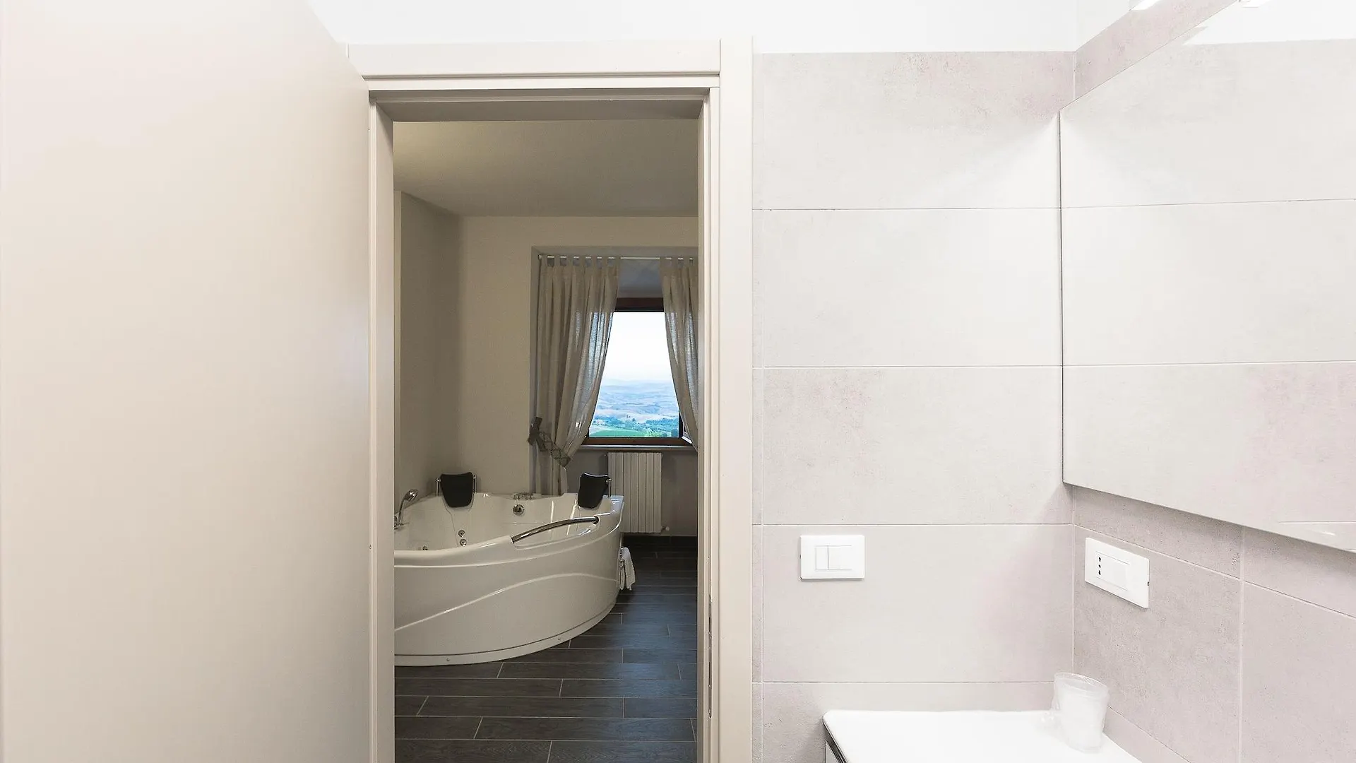 Hotel Le Macine Montaione 3*,  Italy